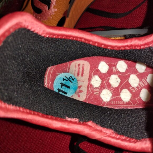 Men's Adidas Shoes - Picture 2 of 11